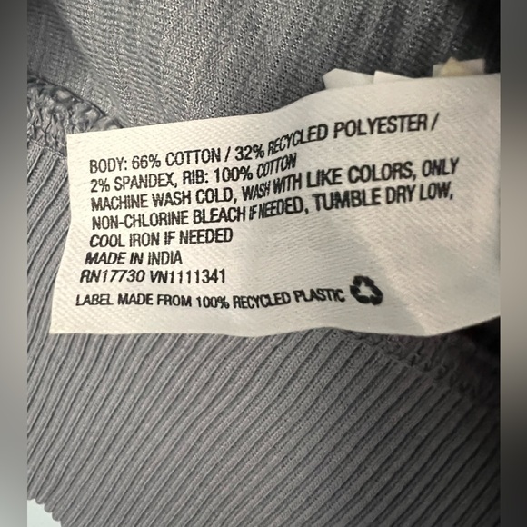 Universal Thread - Goods Co. - Pullover Sweater - Picture 5 of 5